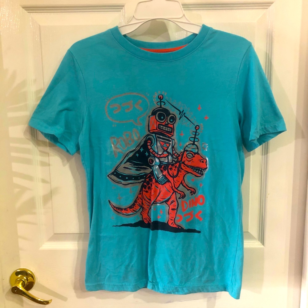 Cat & jack T-shirt for boys sz large